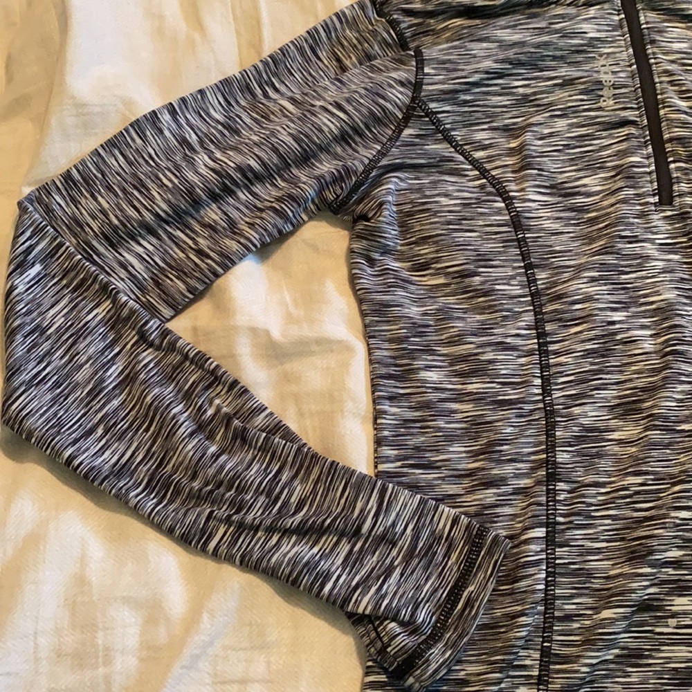 Hooded Reebok Sweatshirt - Picture 3 of 3